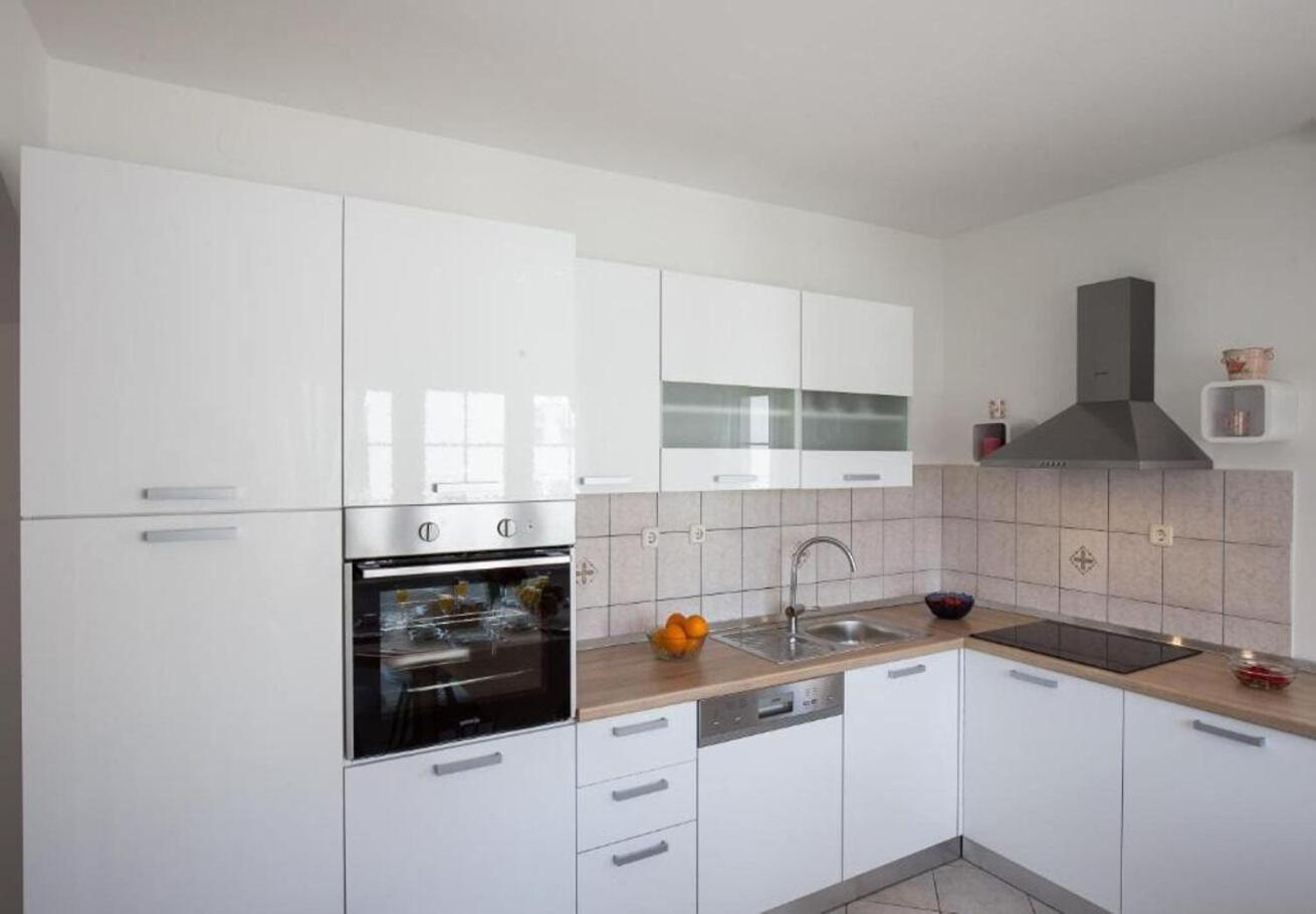 Apartments Ante - With Pool تْسافتات المظهر الخارجي الصورة