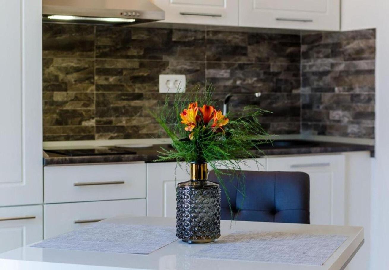Apartments Ante - With Pool تْسافتات المظهر الخارجي الصورة