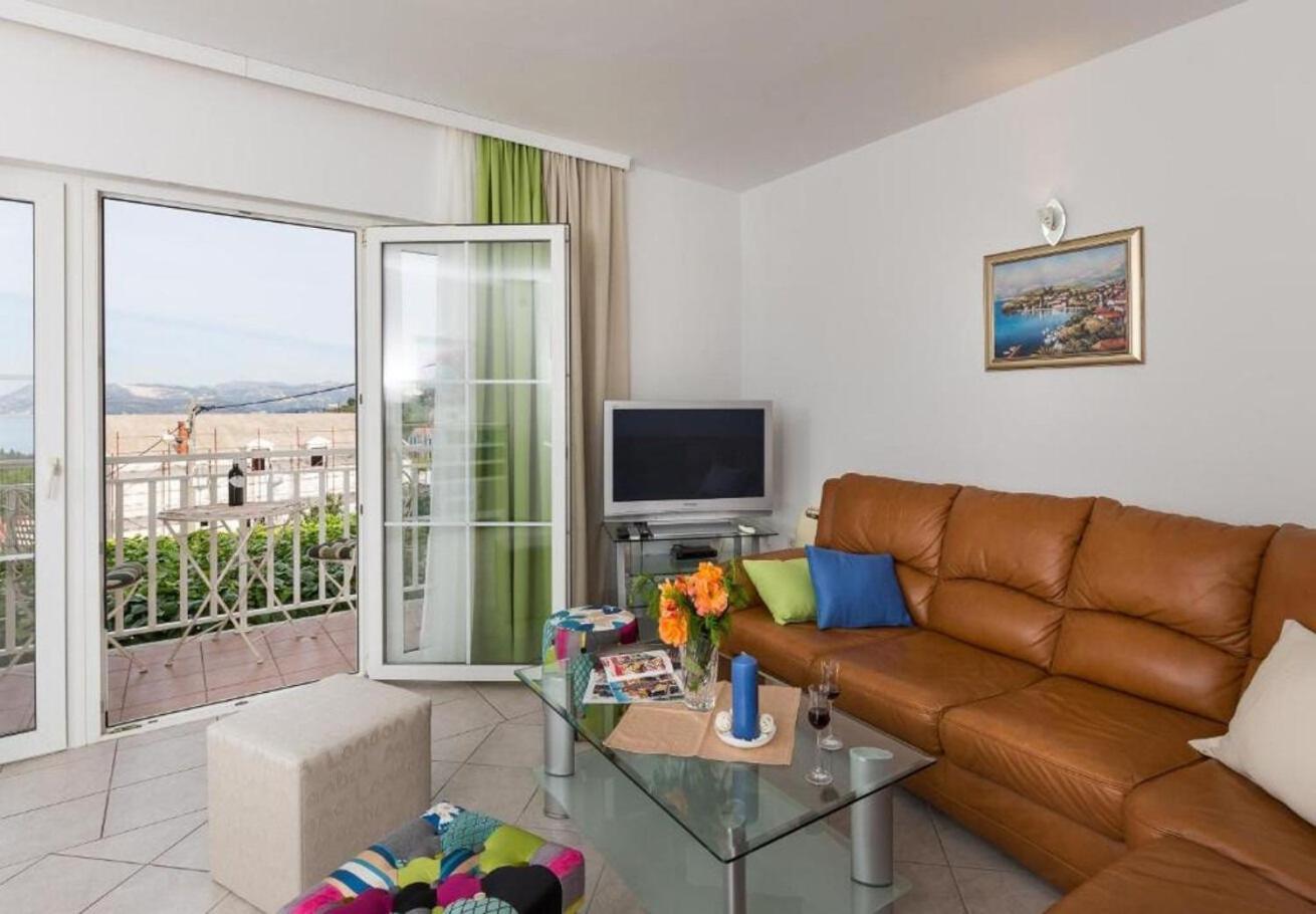 Apartments Ante - With Pool تْسافتات المظهر الخارجي الصورة